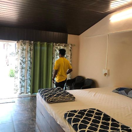 Blue Lagoon Beach Resort Gokarna  Bagian luar foto