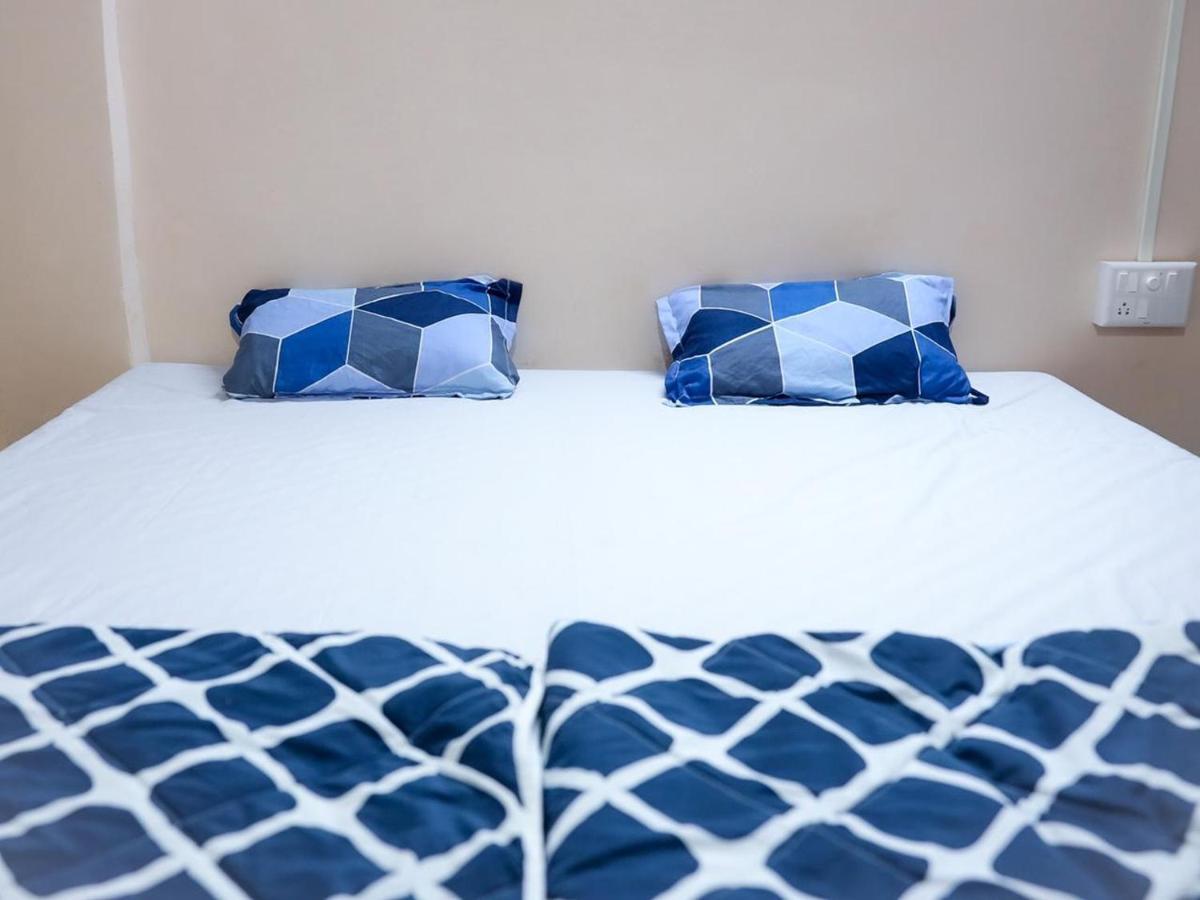 Blue Lagoon Beach Resort Gokarna  Bagian luar foto