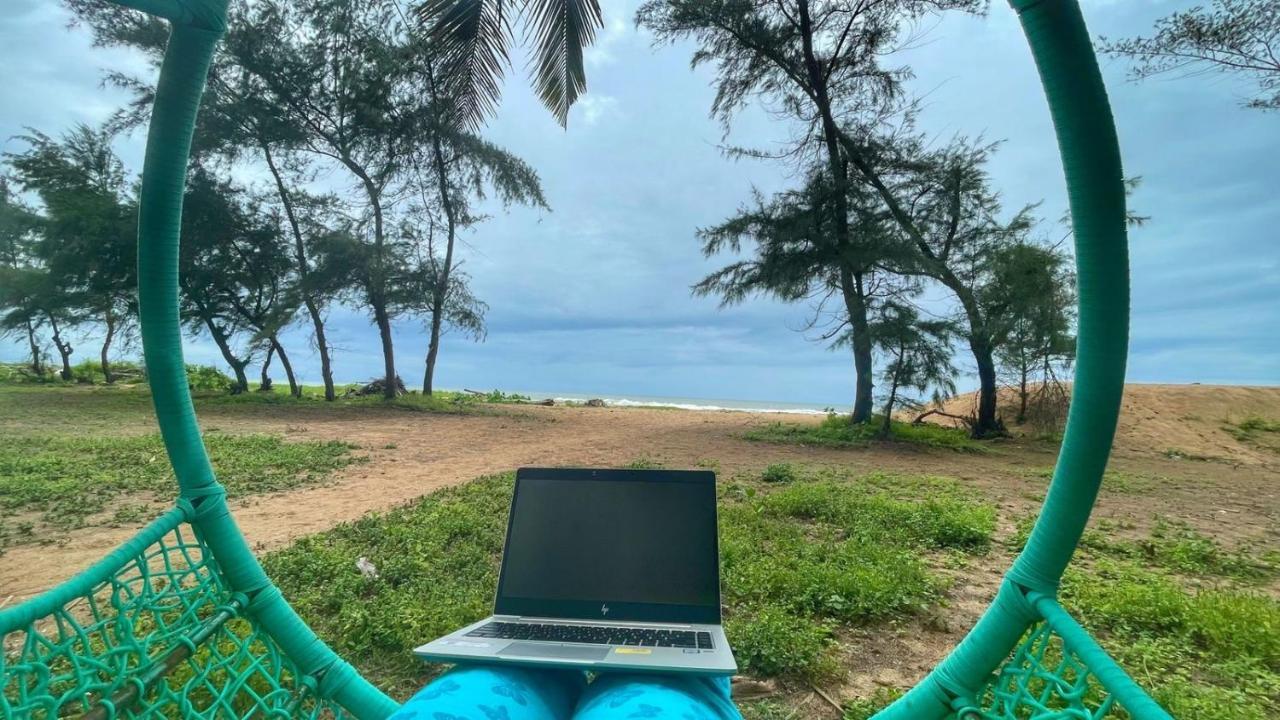 Blue Lagoon Beach Resort Gokarna  Bagian luar foto