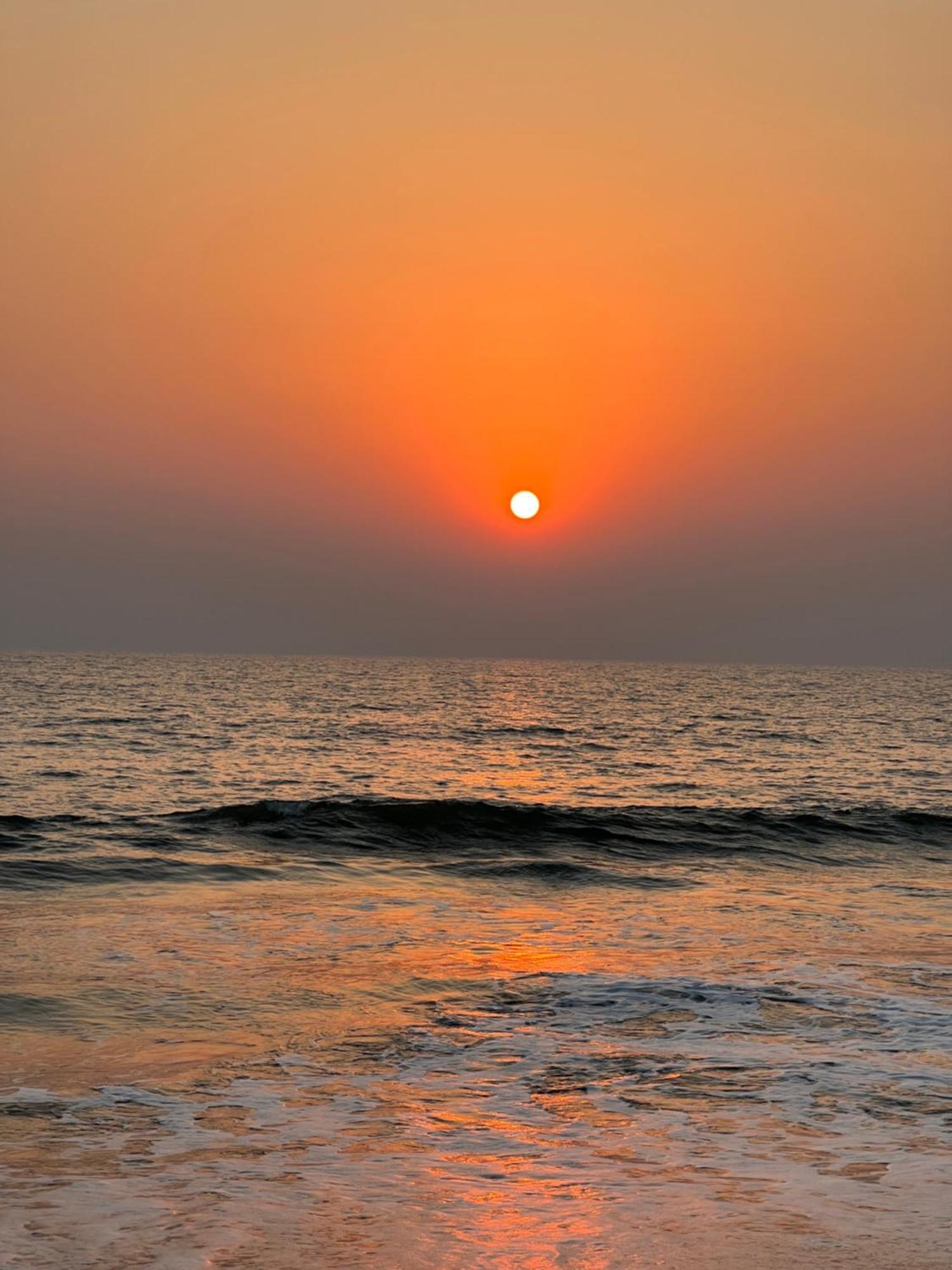 Blue Lagoon Beach Resort Gokarna  Bagian luar foto