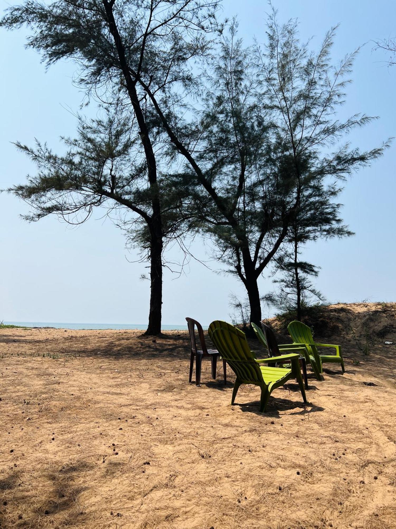 Blue Lagoon Beach Resort Gokarna  Bagian luar foto